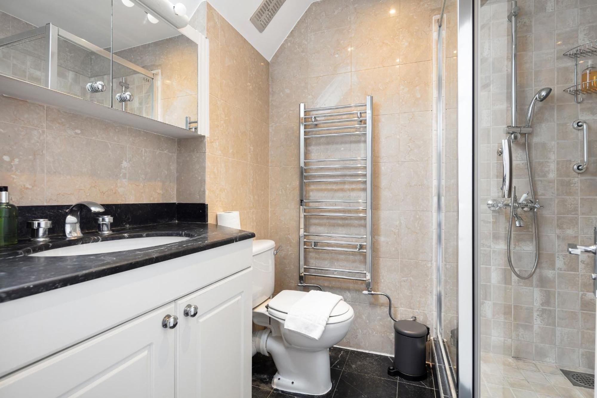 런던 Rare 4Beds Townhouse In Kensington With Patio 빌라 외부 사진