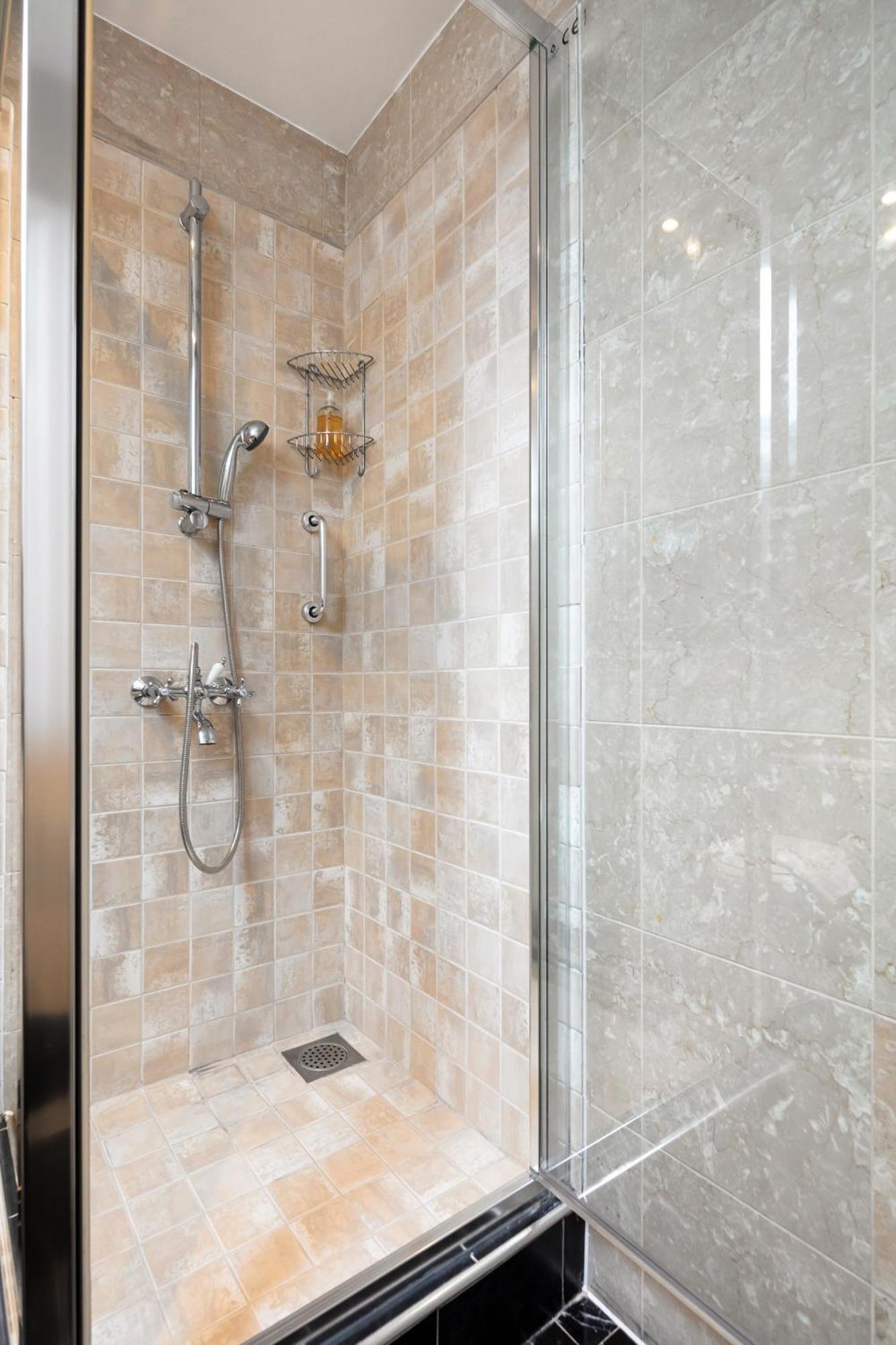 런던 Rare 4Beds Townhouse In Kensington With Patio 빌라 외부 사진