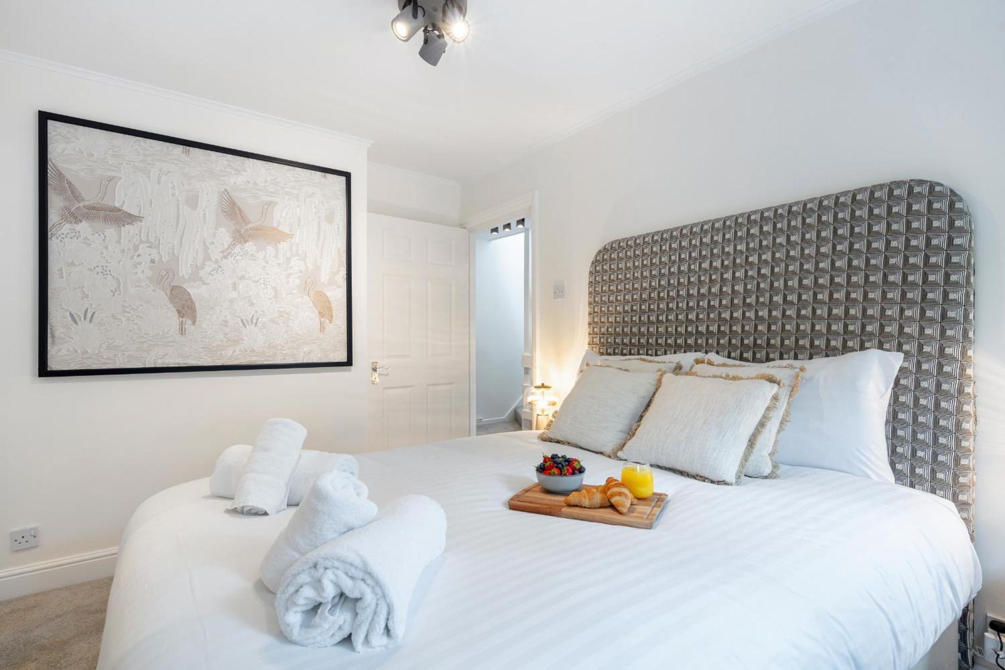 런던 Rare 4Beds Townhouse In Kensington With Patio 빌라 외부 사진