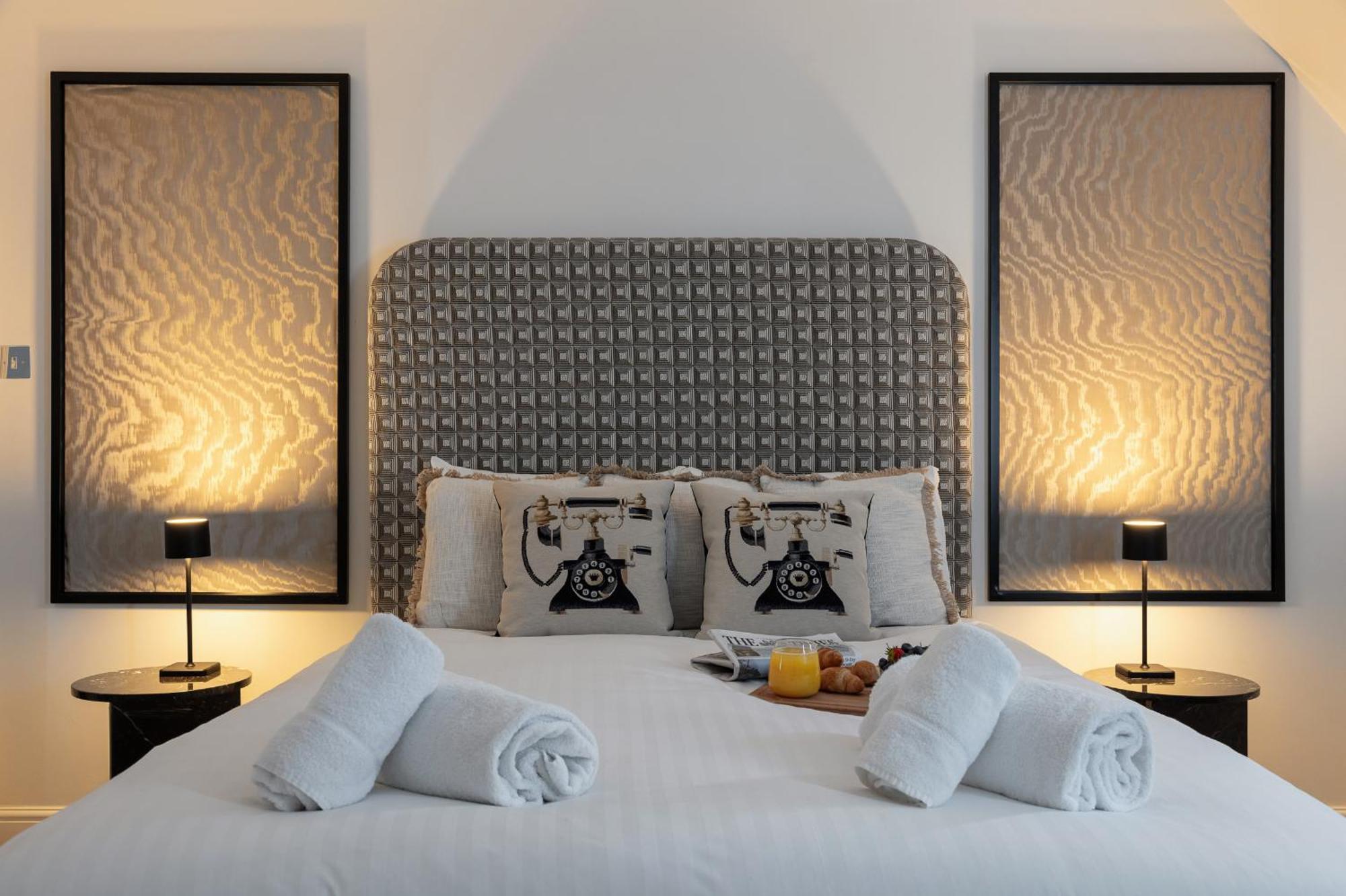 런던 Rare 4Beds Townhouse In Kensington With Patio 빌라 외부 사진